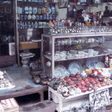 怪しい物だらけ