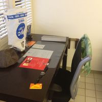 机が有るのは便利でした