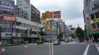 高田馬場駅は、西武新宿線、東西線、山手線の乗換えができ便利です。