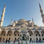 美しい青のモスク