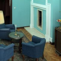 スイート　寝室は別の部屋にセパレートされています。