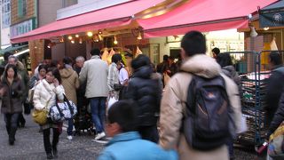 買わなくても楽しい