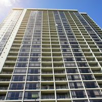 部屋はきれいですが・・・。