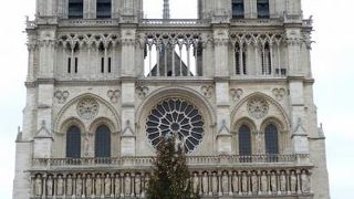 荘厳な雰囲気のミサ！