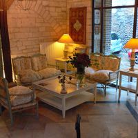 フロントです。