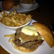 アメリカンサイズのバーガーを食べるなら