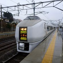 スーパーひたちも停車