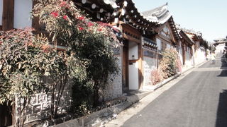 貴族の邸宅が残る町並み