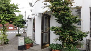 老舗のケーキ屋