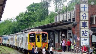 観光鉄道として賑わう、元炭鉱路線