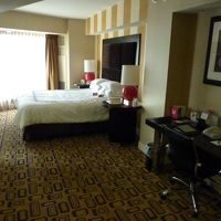 ベッドルームも若干ゆったりしている