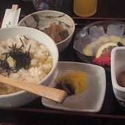 郷土料理が食べられる落ち着いたお店