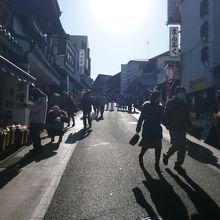 ここの通りがなかなか情緒があって素敵です。