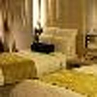 黄色を基調としたインテリア、落ち着く空間です