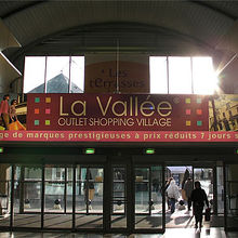 年中お買い得なアウトレット