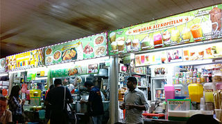 お腹が空いたらテッカセンターへ