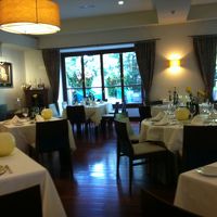 大人向けレストランです。もう一つ軽食用のカフェもあります。