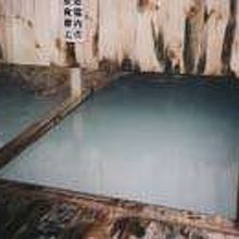 混浴時代の湯船