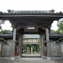 大宝寺山門