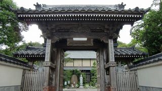 静かなお寺