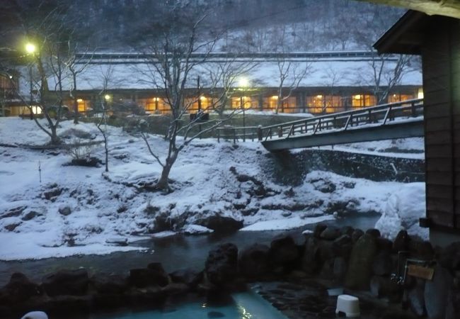 大沢の湯　混浴露天風呂