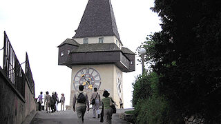 グラーツにある砦の上の時計塔　シュロスベルク