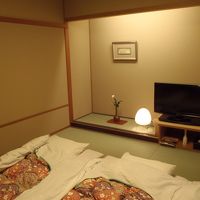 夕食後、お布団敷かれた後ですが。