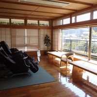 ３階の浴場脇には無料のマッサージチェアがあります