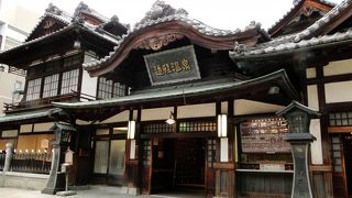 休日は特に混んでます。