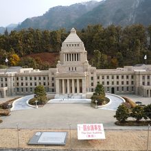 国会議事堂です。良く出来てます。