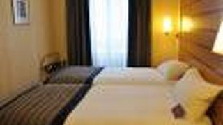 Mercure Paris Arc De Triomphe Wagram Hotel