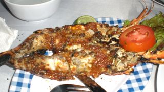 ビーチでBBQディナー