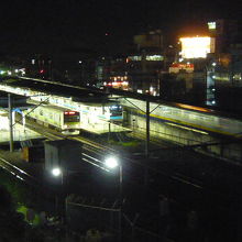 西日暮里駅を見下ろす