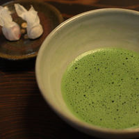 チェックインのあとお部屋にて抹茶のサービス