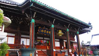 大きな本堂は見ごたえあり！！