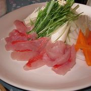 稲取名物のキンメダイが食べられます。雛のつるし飾りもあって二度おいしいお店です