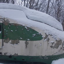 風雪に晒されて、大分傷んでいます・・・