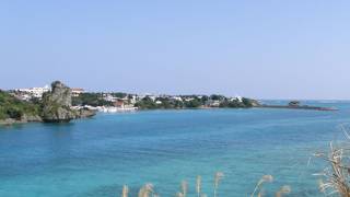 伊計大橋から見える海がきれい