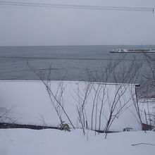 すぐそこで噴火湾の風景を楽しめます