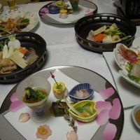 イチオシは美味しい食事　醤油に至るまでこってます