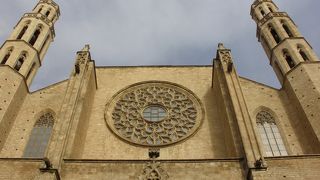 カタルーニャゴシック様式の教会