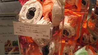 ディーンアンドデルーカ　センスは確か