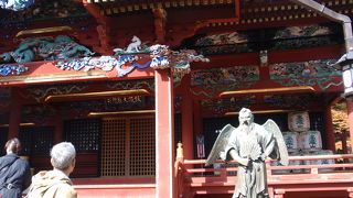 高尾山に行ったら、参拝してください。