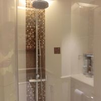 シャワーブース