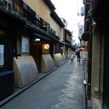 犬矢来がズラっと...