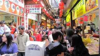 旧正月休みで観光地はごった返し