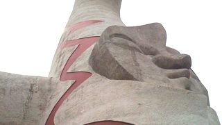 太陽の塔を一度はみたい