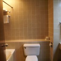 バスルームはバスタブあり