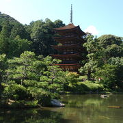 日本三名塔の一つです