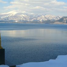 たつこ像と田沢湖